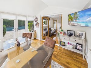 Photo 41- click for photo gallery